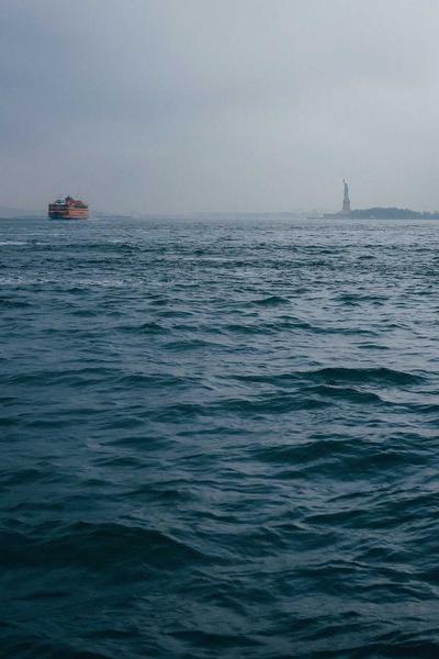 本周全球热播焦点大片《星际漫游者》震撼上映，科幻史诗巨制